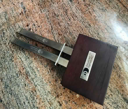 Photo of free Old Diners salt n pepper shaker (670522) #1