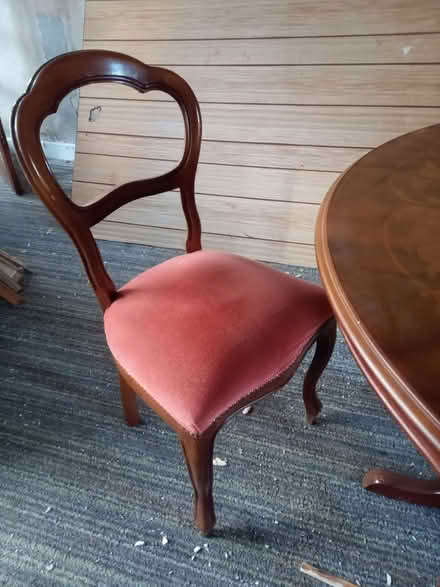 Photo of free Large circular table and 4 uphostered chairs. (Aldcliffe LA1) #1