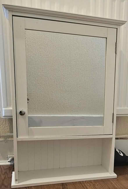 Photo of free Bathroom Cabinet (Peckham Rye) (SE15) #1