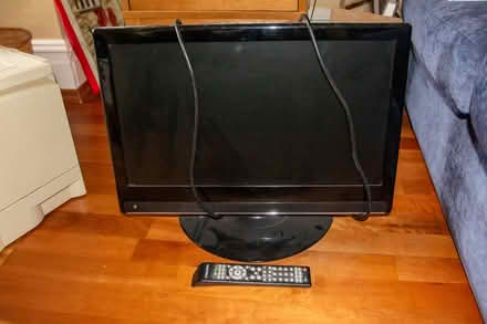 Photo of free Flatscreen TV [Matsui] (Westcotes LE3) #1