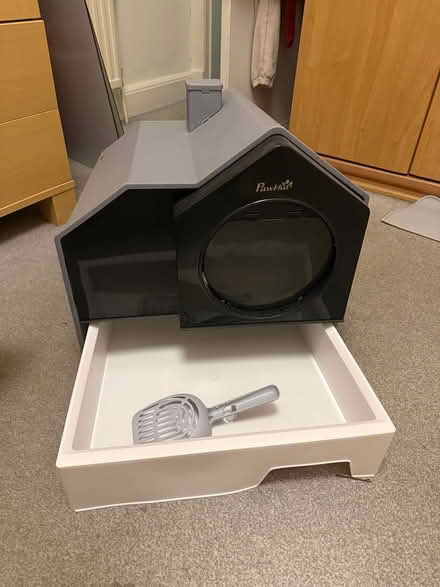 Photo of free Pet litter tray (G4) #1