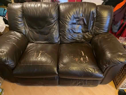 Photo of free Leather sofa (Yarnton OX5) #1