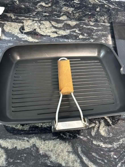 Photo of free Grill Pan (Ashburton CR0) #2