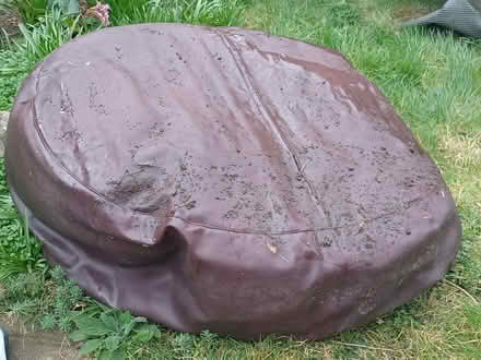 Photo of free Large bean bag (Central Watford WD18) #1