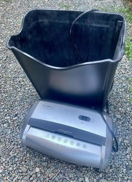 Photo of free Paper Shredder (Near downtown Mtn View) #3