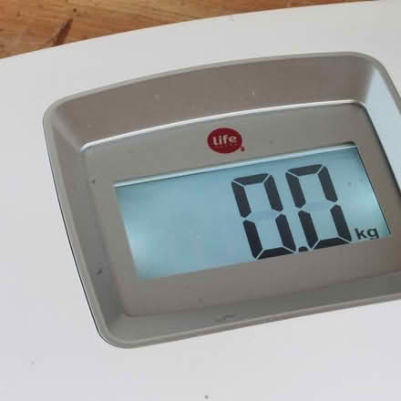 Photo of free Bathroon scale (Yonge Eglinton) #2