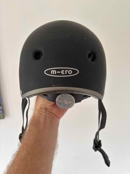 Photo of free Micro Kids helmet (RG23 Oakley) #2