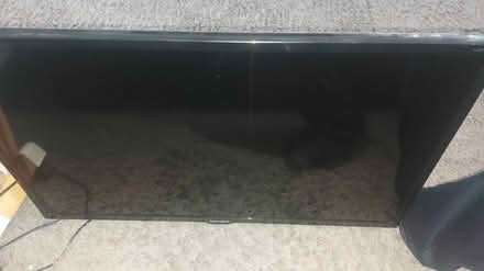 Photo of free 32in Samsung tv (Havant) #1