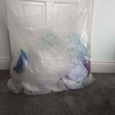 Photo of free Bag of tissue paper and pieces of bubble wrap (Ludlow SY8) #1