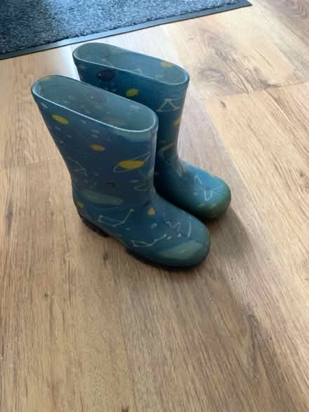 Photo of free Wellies for children (GU12) #1