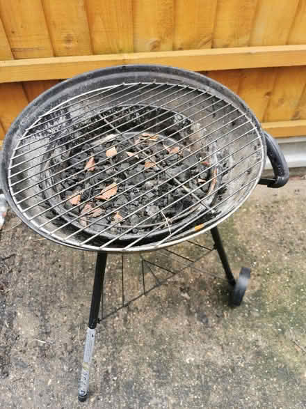 Photo of free Bbq (Brickhill MK41) #1