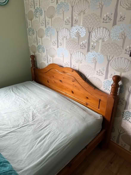 Photo of free 5ft double bed (Straiton, KA19) #1