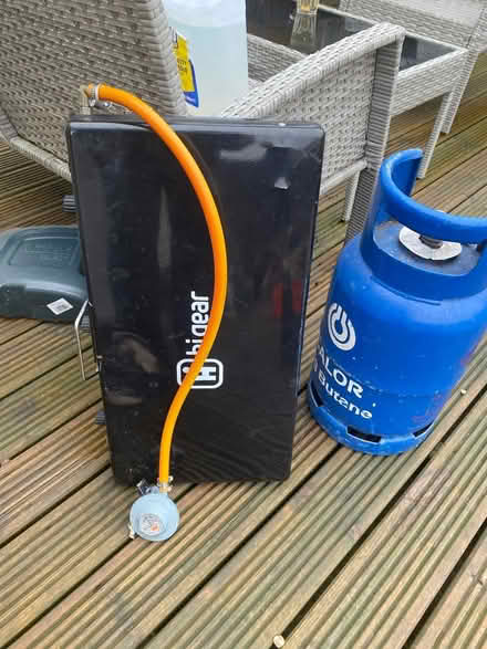 Photo of free Camping stove n bottle (Leicester LE3) #1