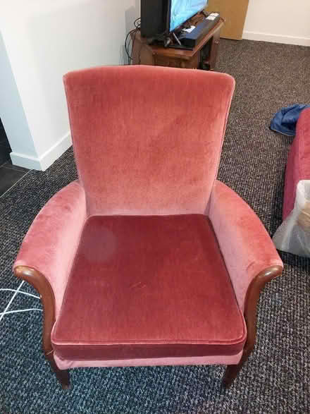 Photo of free Single chair (Salford M6) #1