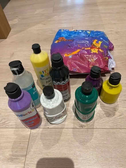 Photo of free Kids paints (Ware SG12) #1