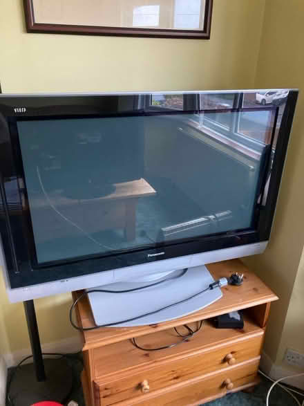 Photo of free TV (Maidenhead SL6 8 R.N.) #1
