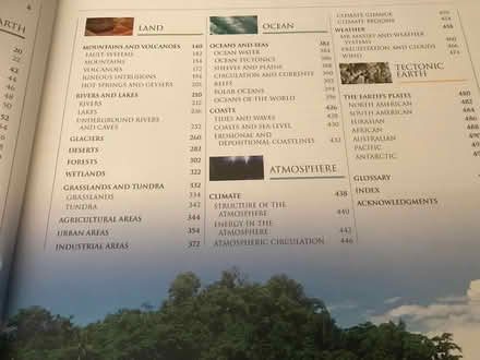 Photo of free DK Earth book (Stanford in the Vale SN7) #2