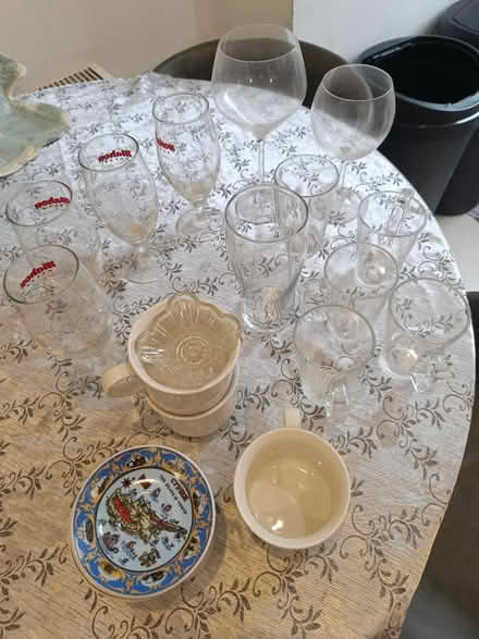 Photo of free Glass and cup (N226EX) #1