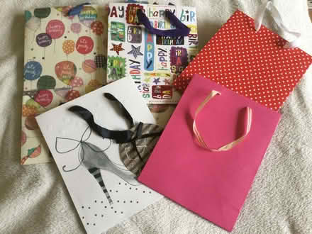 Photo of free Five Gift Bags of Different Sizes (Woodside SE25) #2