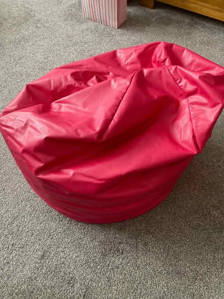 Photo of free Pink Leatherette Beanbag (CT1) #1