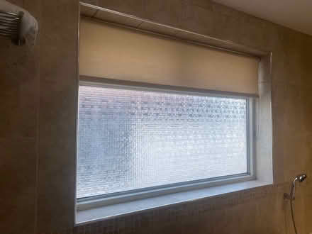 Photo of free Cream sparkle colored roller blind (Upminster RM14) #1
