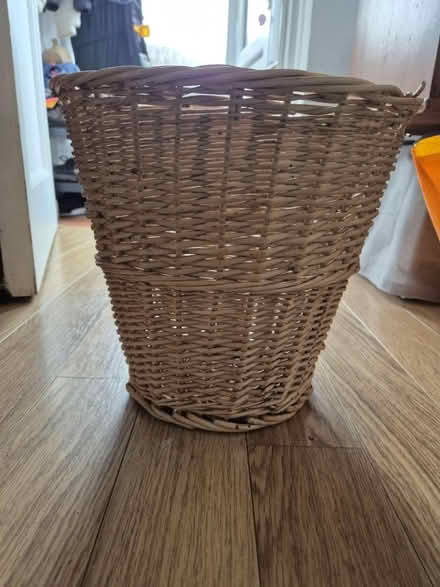 Photo of free Wicker waste paper basket (Clerwood EH12) #1