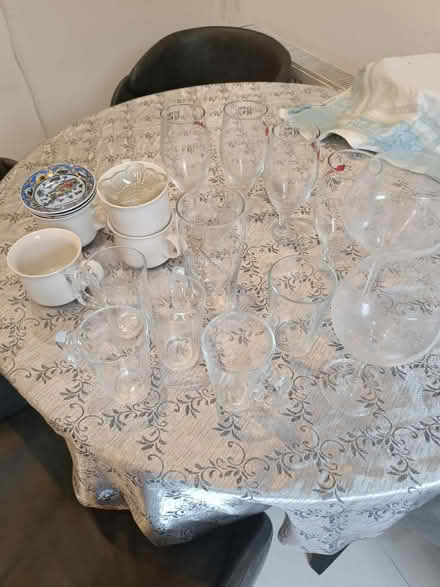 Photo of free Glass and cup (N226EX) #2