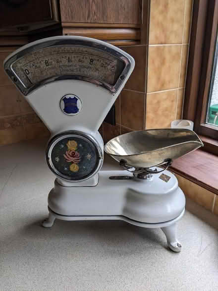 Photo of free Shabby chic scales - no weights tho. (Markland Hill BL1) #1