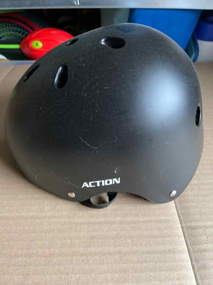 Photo of free Skate helmet (DE56 - Duffield) #1