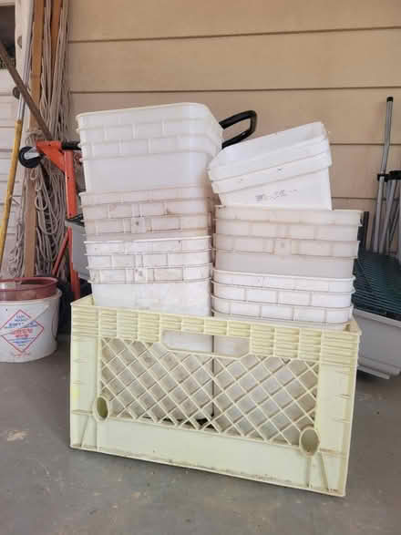 Photo of free Crate (1) & plastic containers (Oak Hill) #1