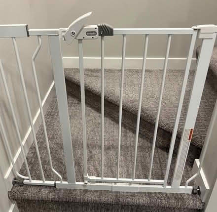 Photo of 2 Baby/pet gates (Wallingford) #1