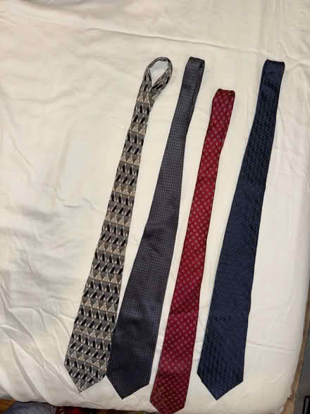 Photo of free Mens ties (4) (S Bellmore) #2
