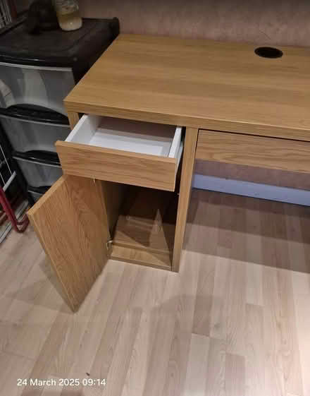 Photo of free Office Desk / Computer Table (Harold Hill RM3) #4