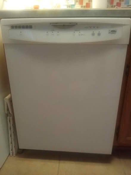 Photo of free Estate by Whirlpool dishwasher (NE heights) #2