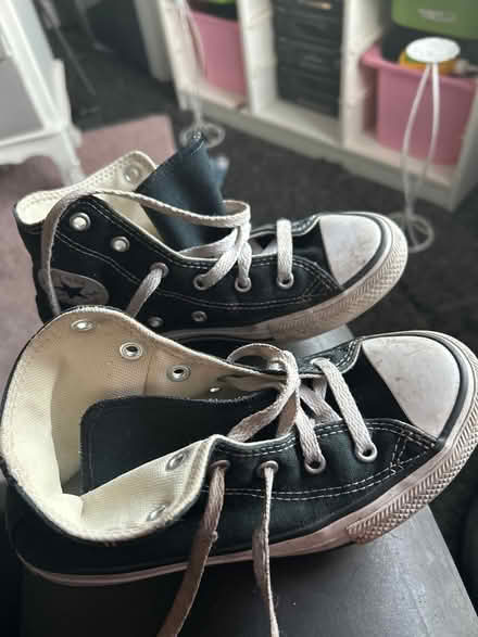 Photo of free Trainers (WV3) #4