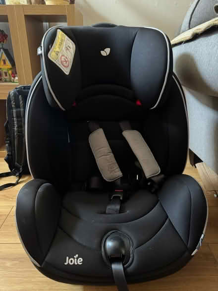 Photo of free Car seat (Dingle L8) #1