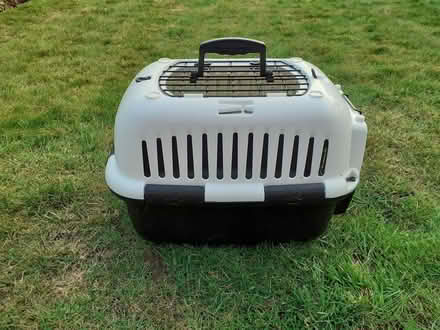 Photo of free Pet carrier (Beckenham BR3) #1