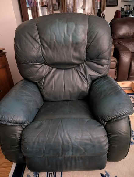 Photo of free 2 leather lazy boy chairs (Heritage/Stanley Park) #2