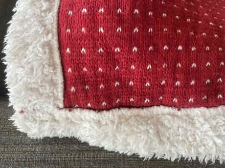 Photo of free Blanket throw red (Nether Edge S7) #3