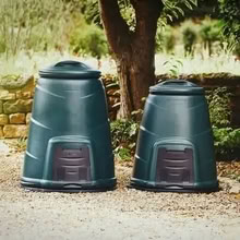 Photo of free composting bins (Shinfield RG6) #1