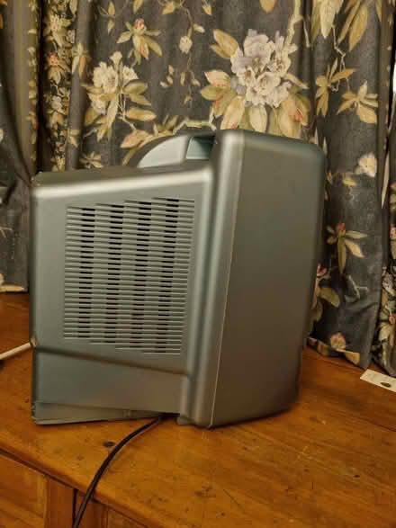 Photo of free TV (St Margarets TW1) #3