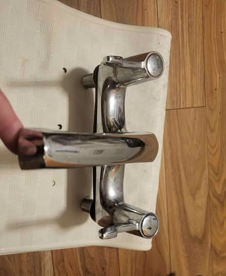 Photo of free Bath tap - no drips (Oaklands nr Welwyn AL6) #1