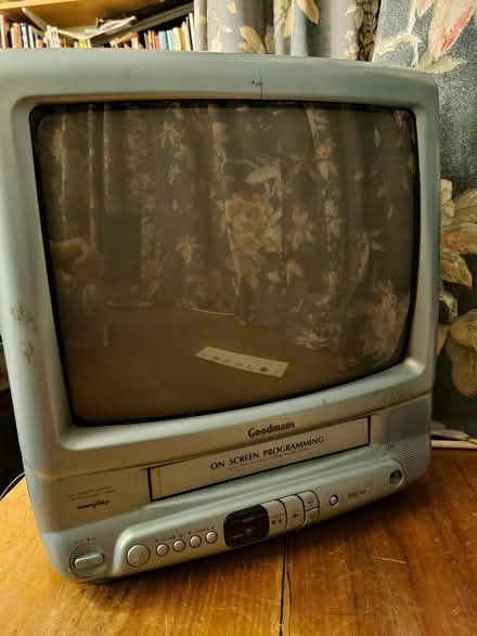 Photo of free TV (St Margarets TW1) #1