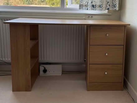 Photo of free Desk with drawers (Billericay CM12) #1