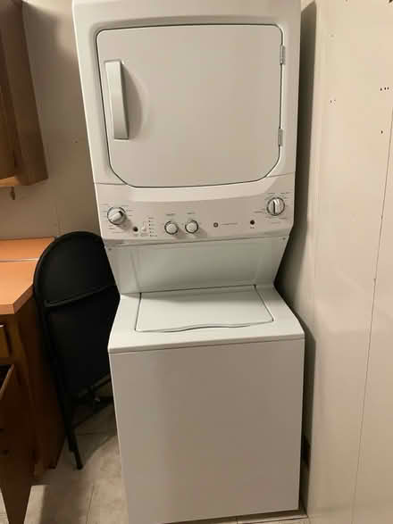 Photo of free Washer/dryer combo (Carle place/westbury) #1