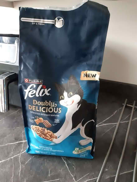 Photo of free Felix Dry Catfood (Hailsham BN27) #1
