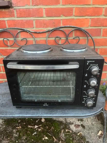 Photo of free Small electric oven (Reading RG2) #1