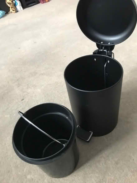 Photo of free Small Black Pedal Bin (Surbiton KT6) #2