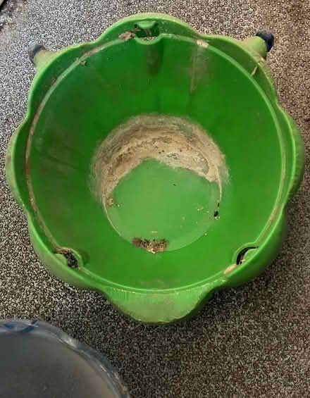 Photo of free Chinchilla House & Sand Bath (Belle Isle, LS10) #4