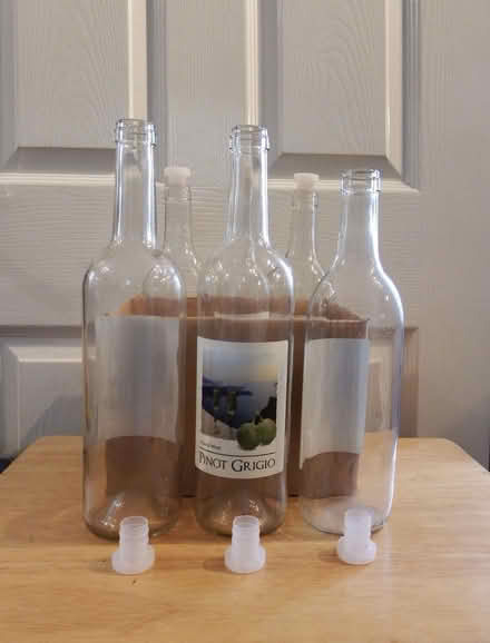 Photo of free For home winemaking - bottles with reusable stoppers. (Vale LA1) #1